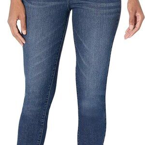 Levi Strauss Signature Gold Women's Totally Shaping Skinny Mid-Rise Stretch Deni